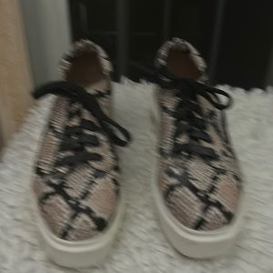 LineaPaolo snake print wedges size 81/2 almost new worn twice great condition
